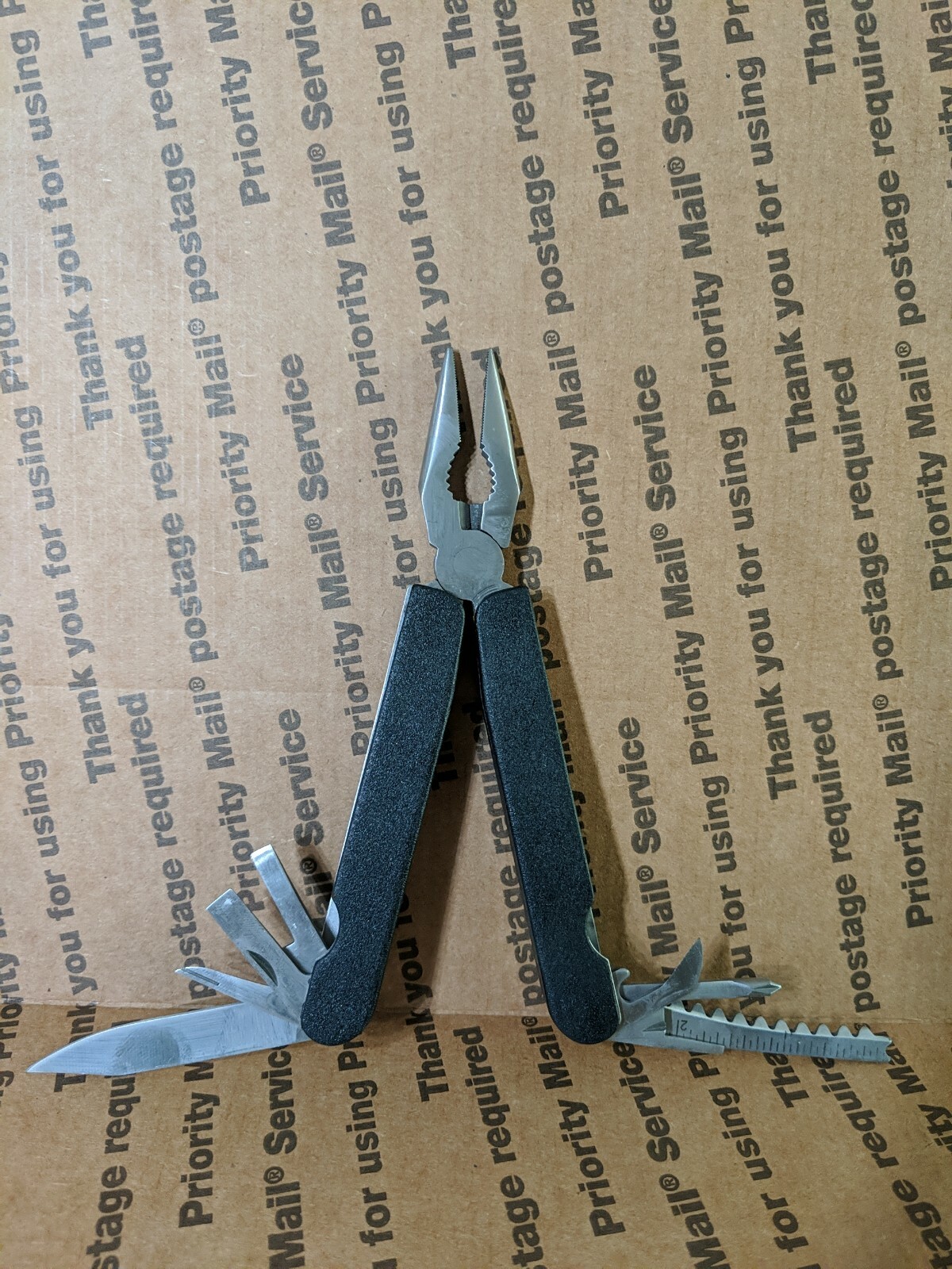 Eazypower SU4 12-In-1 MultiTool Multi Tool Silver
