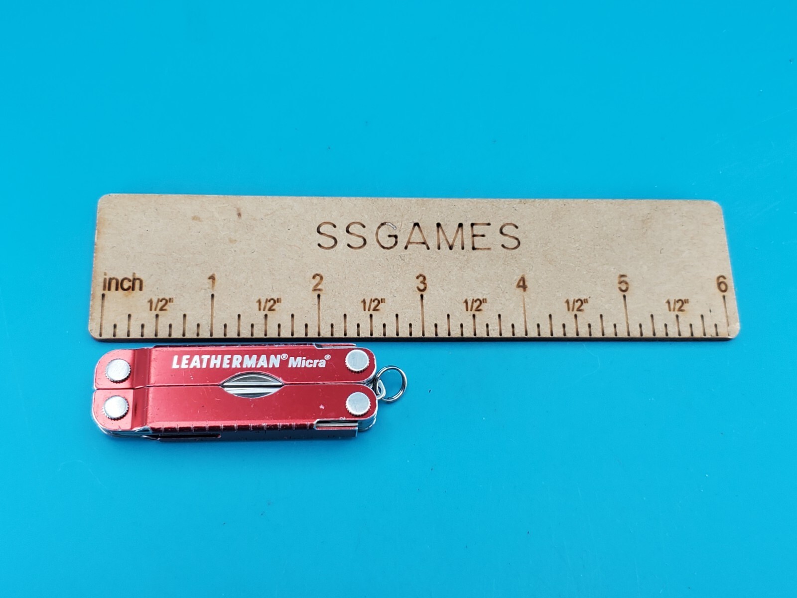 Leatherman Micra Multi-Tool, Knife, Scissors, Key Ring, Red!