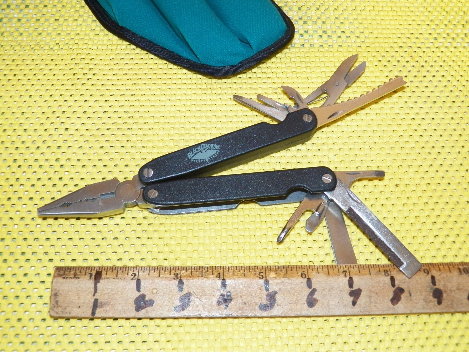 BLACK CANYON Camp Gear Nylon Belt Pouch w/ Pocket Knife, Flashlight &Multi-Tool