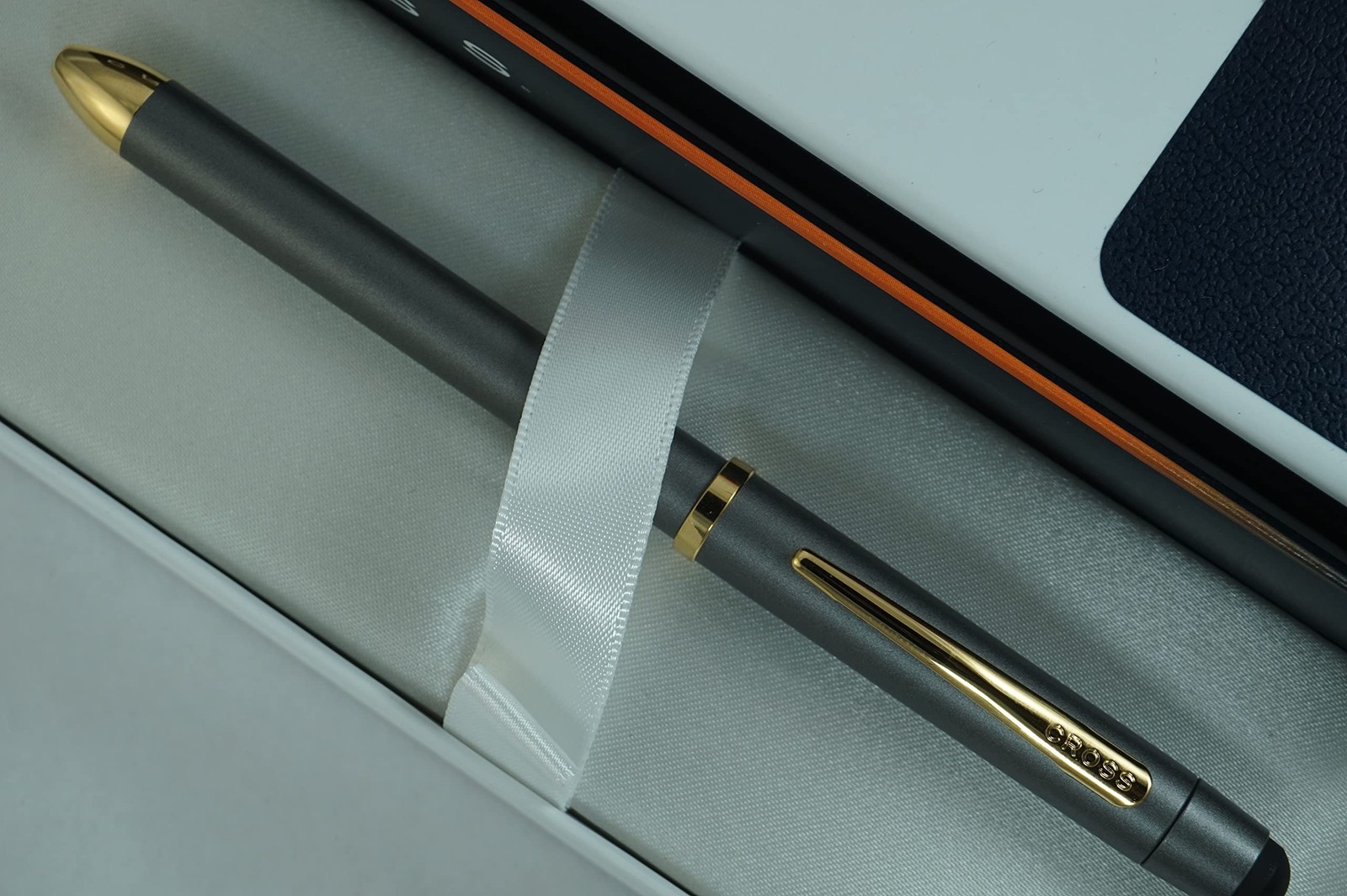 Tech3+ with Sophisticated Brushed diamond pattern finish Barrel & interchange…