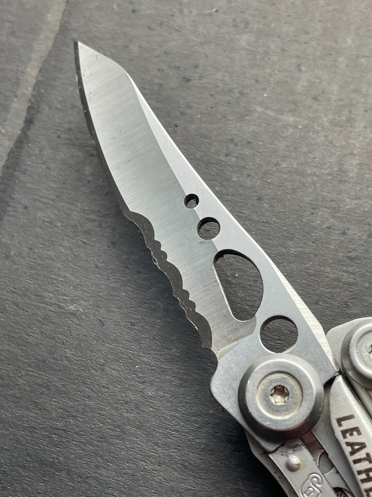 Leatherman Skeletool Multi-Tool Pliers Combo Knife Bit Driver – Multiple Availab