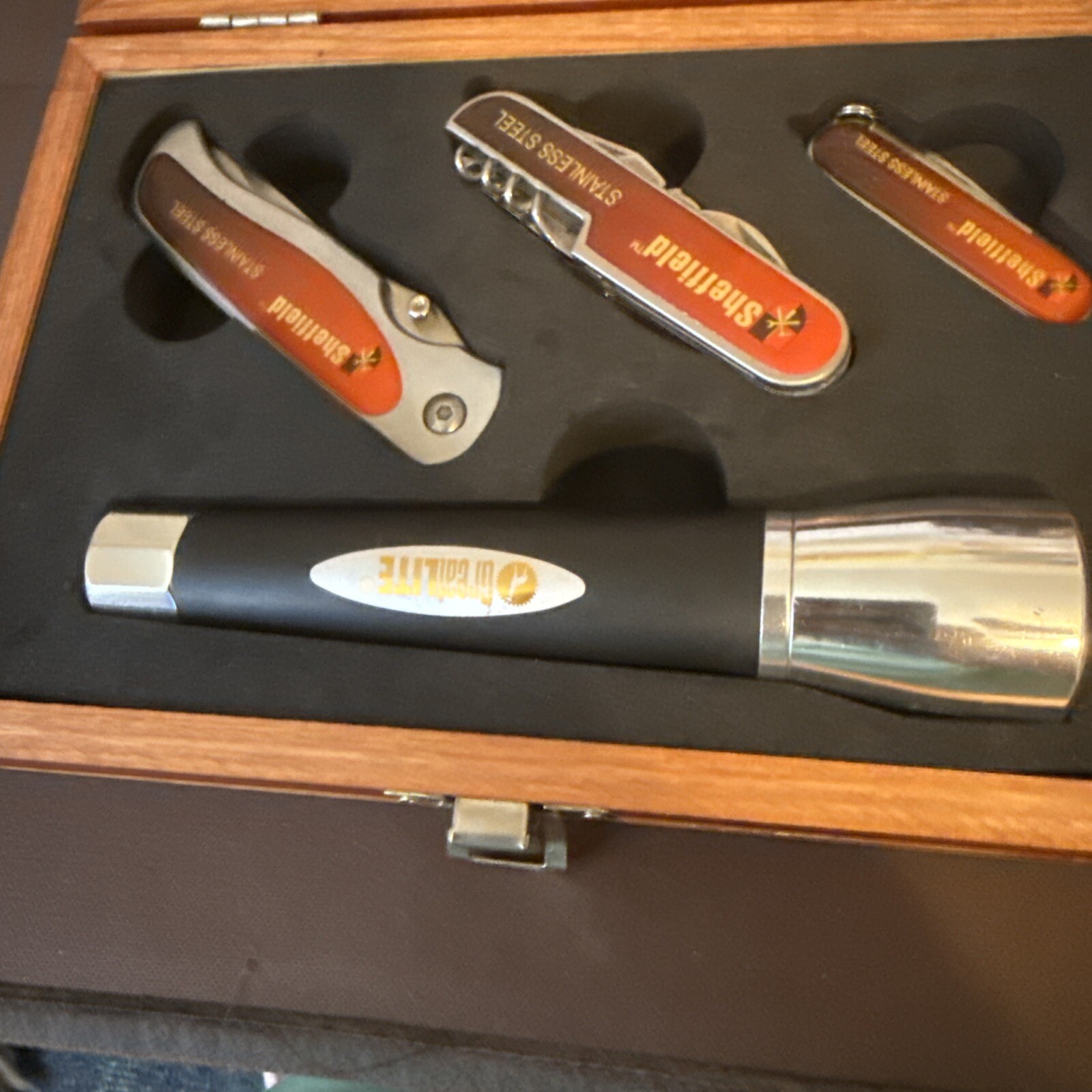 Sheffield 3 Piece Multi Tools Wood Box 3 Pocket Folding Knives and a Flashlight
