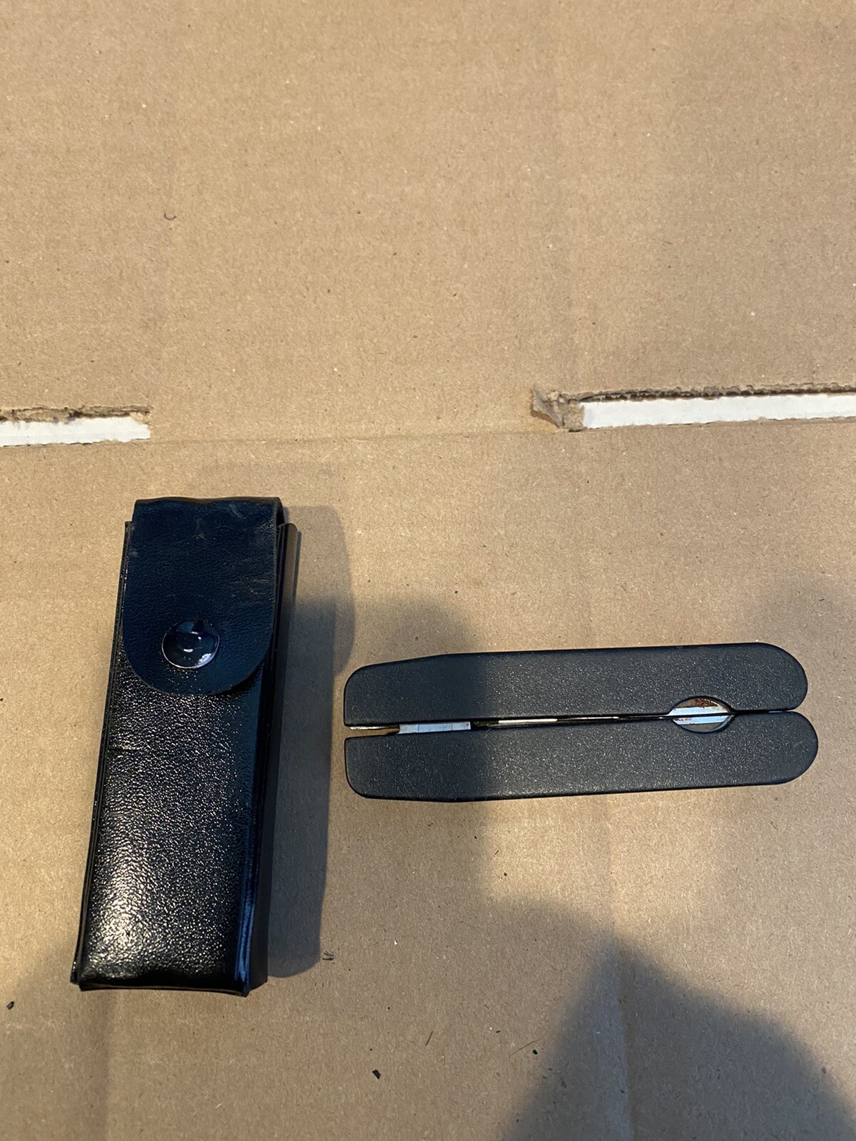Multi tool Unbranded- Used – With Plastic Carrying Case
