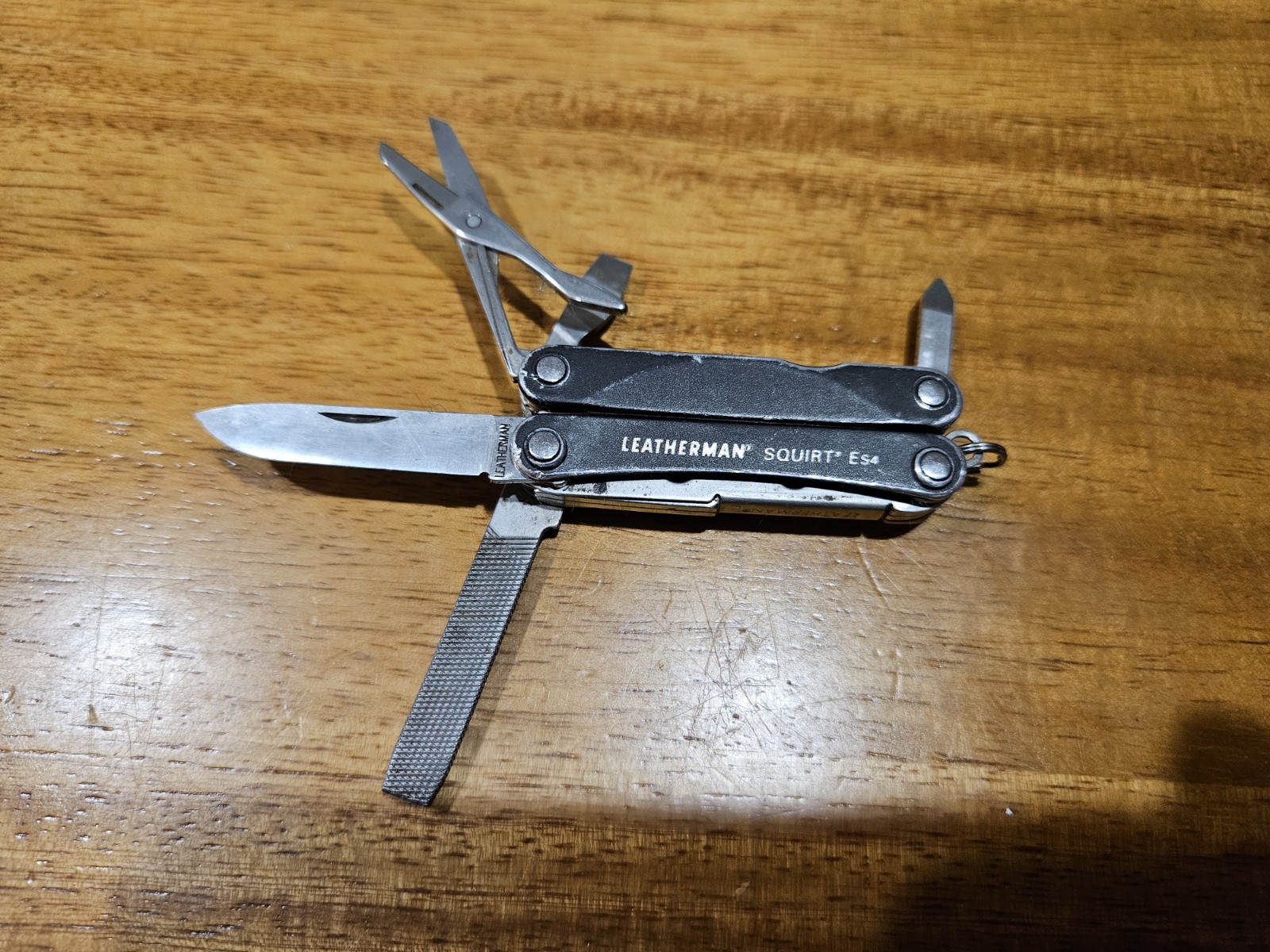 Leatherman SQUIRT ES4 electrician’s multitool black super rare discontinued