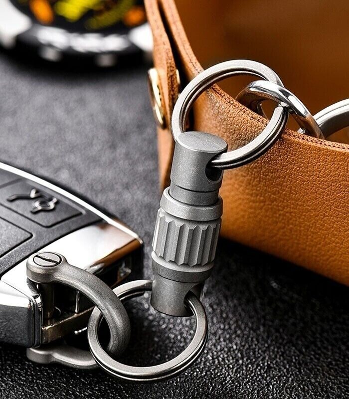 Titanium Quick Release Swivel Keychain EDC Car Key Holder with Double Key Rings