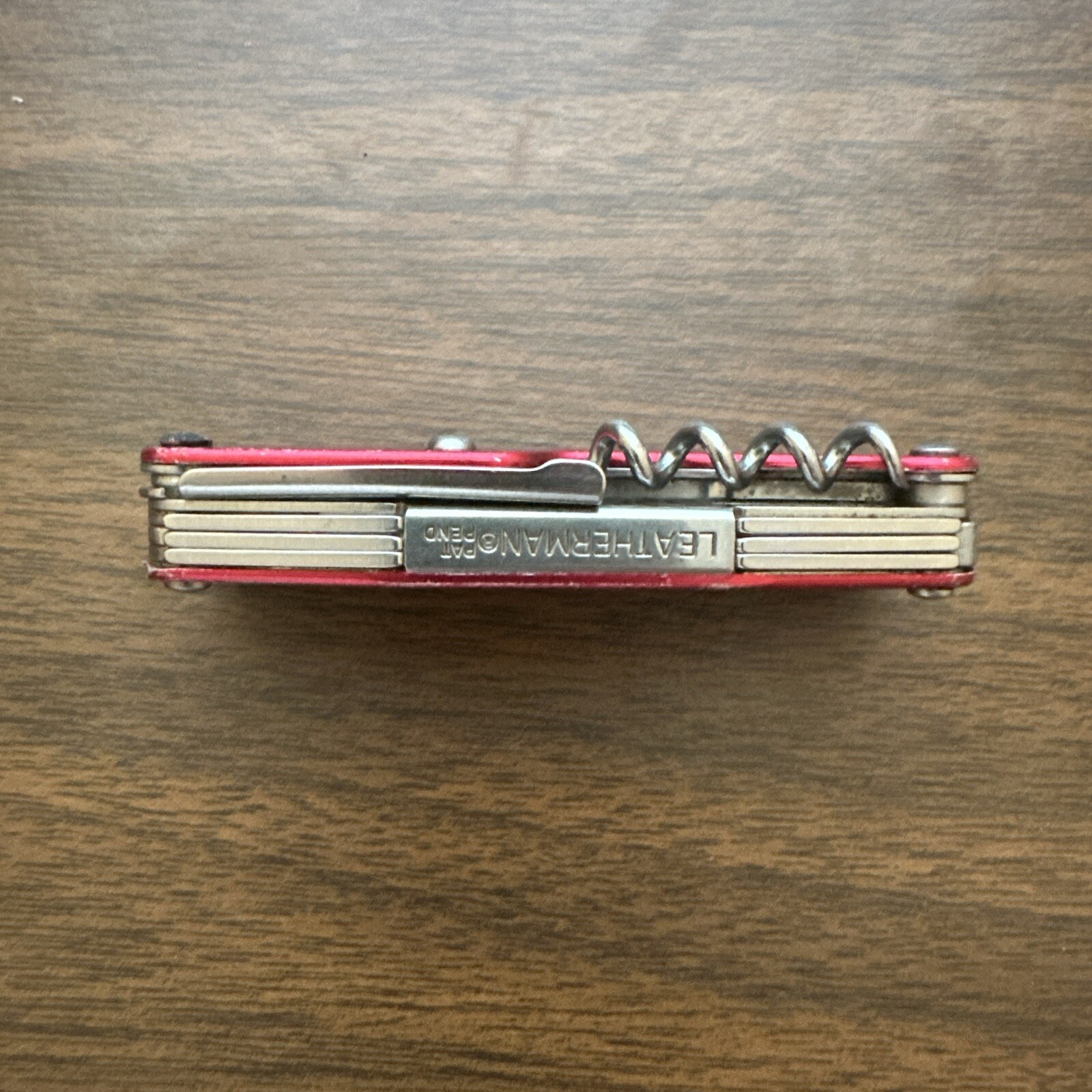 Retired Red Gen 1 Pat pending Leatherman Juice C2 Multitool w/nylon pouch.