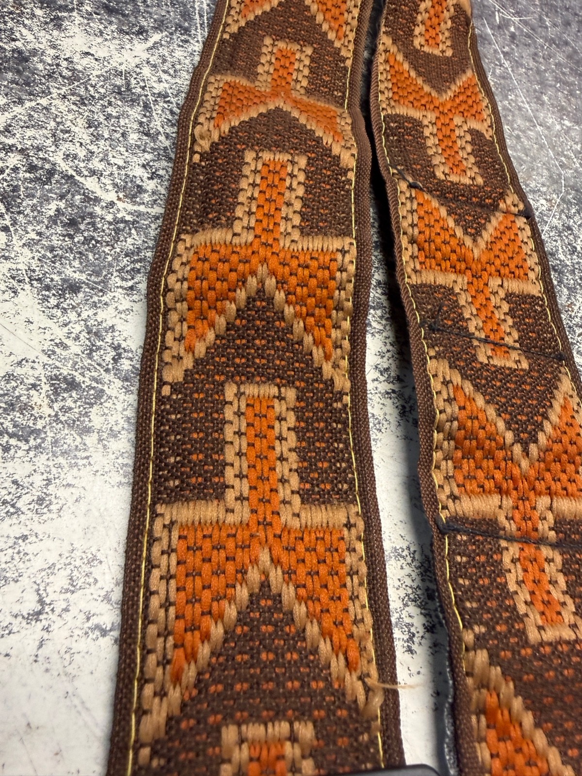 VINTAGE 2″ CAMERA STRAP SOFT BLACK LINED OLD VINTAGE RETRO BANJO