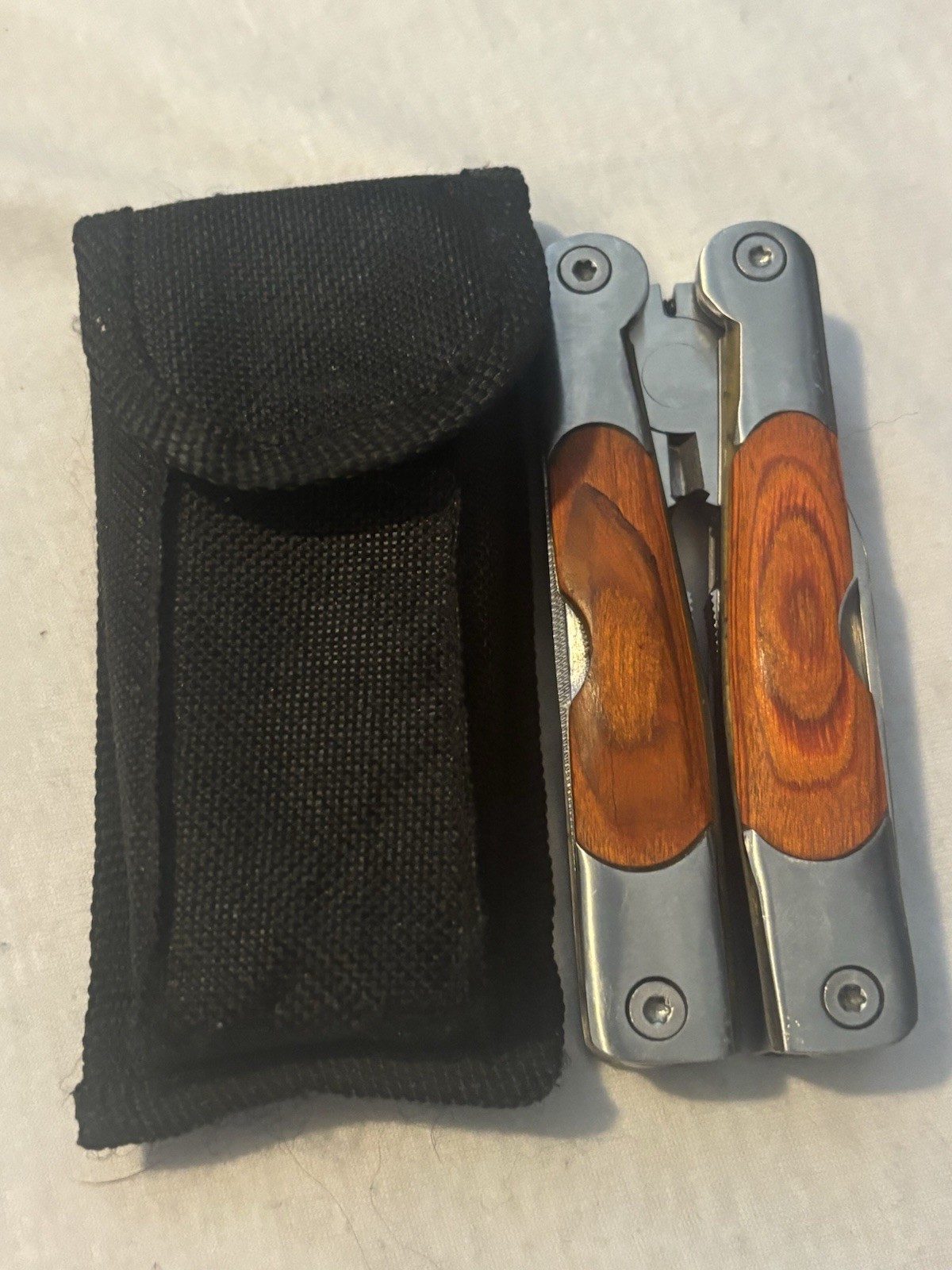 Multi Tool Pliers and Pocket Knife