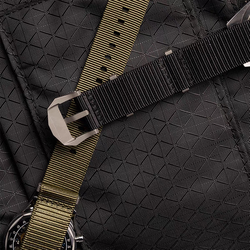 Quick Dry 20mm Titanium Nylon Watch Band Tactical CNC Carved Buckle