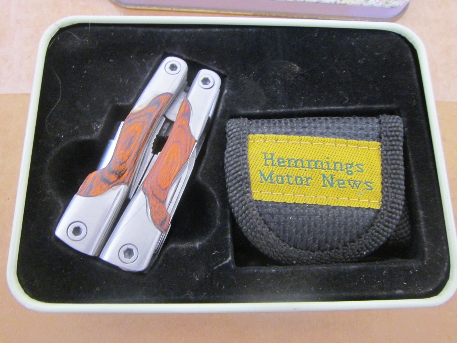MOPAR NOS HEMMINGS MOTOR NEWS MULTI-TOOL W/FLASHLIGHT+SHEATH GIFT TIN