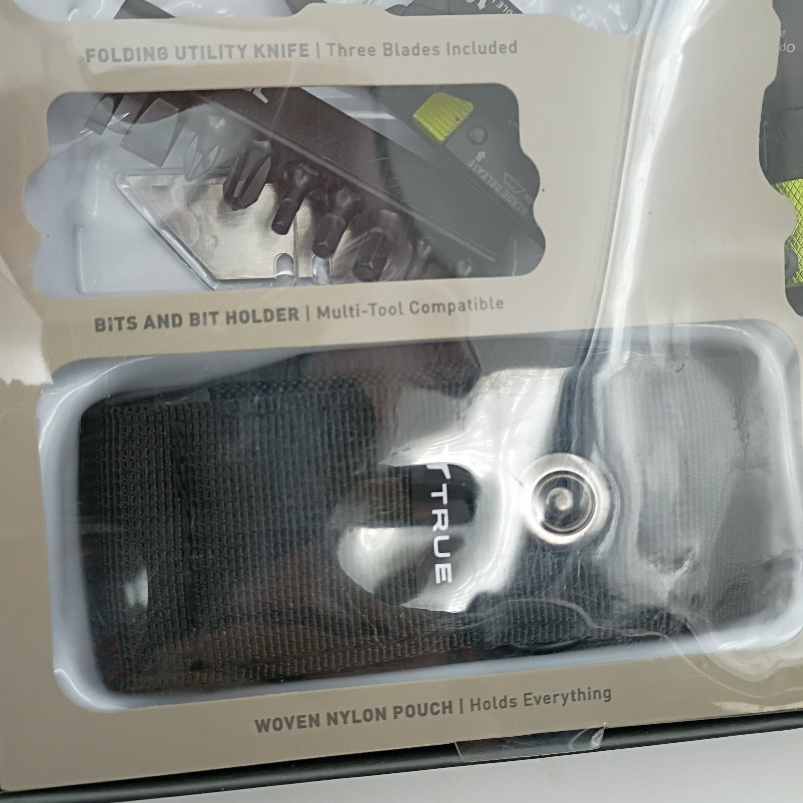 TRUE Utility 5-Piece DIY 9-in-1 Multi-Tool Kit, Knife, Pen Light w/ Pouch NEW
