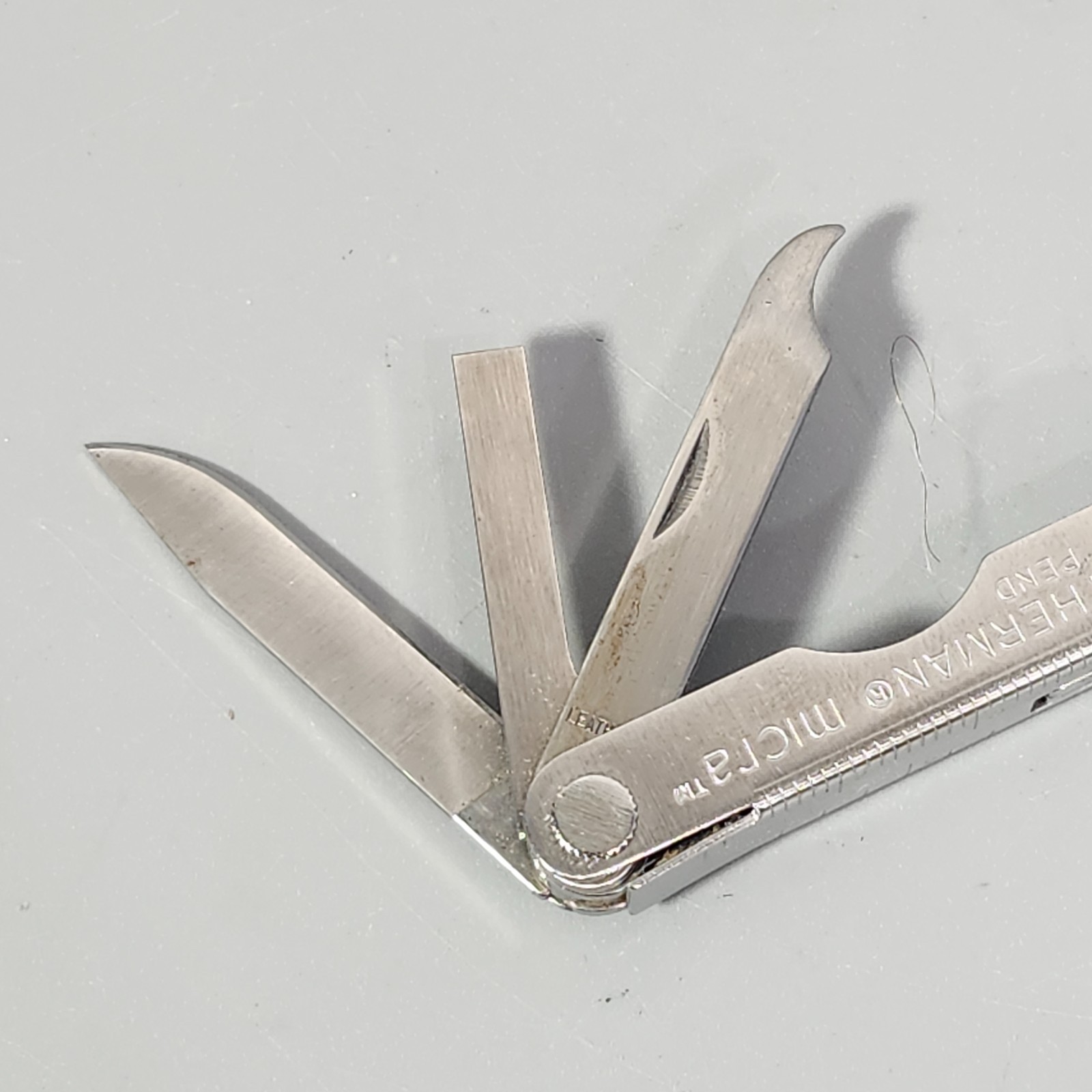 Leatherman Micra Black Swiss Army Knife Victorinox Sussie Officer Multi-Tool Lot