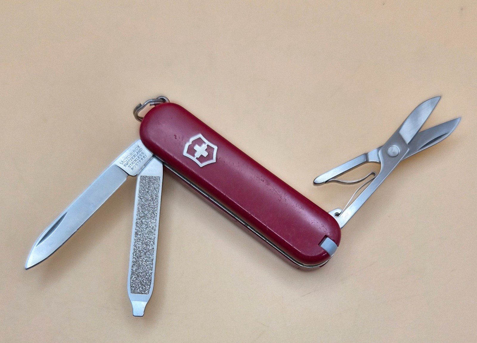 RARE Victorinox WHISTLE Swiss Army Knife – Good Condition