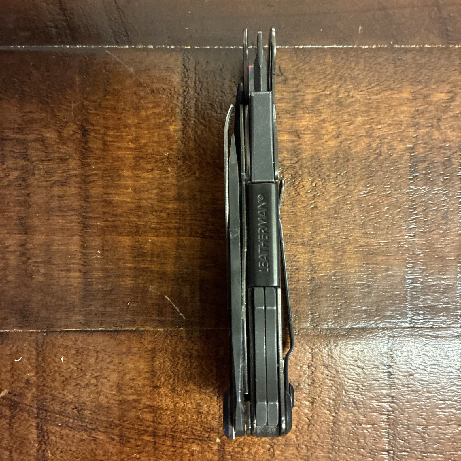 Leatherman Skeletool Multi-Tool – Topo – Black – Nice!