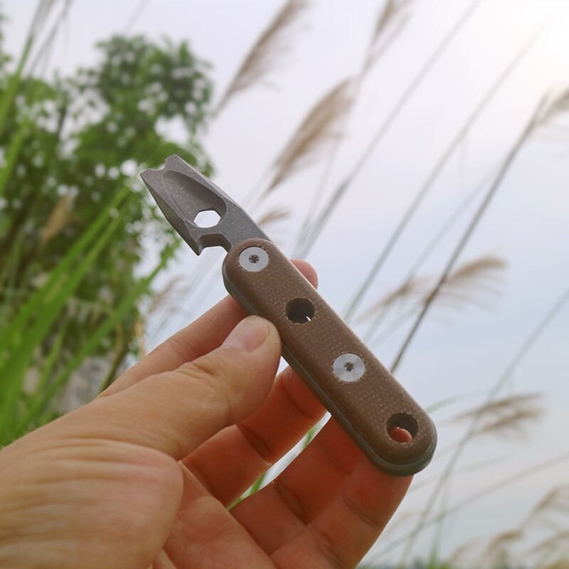 EDC Titanium Pry Bar Crowbar Bottle Opener Portable Pocket Outdoor Multi Tools