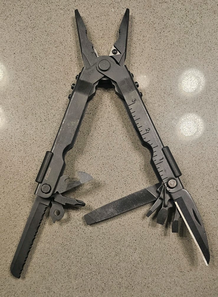 Gerber MP 600 Black Multi-Plier 600 with Allen Wrench and Tan MOLLE Sheath