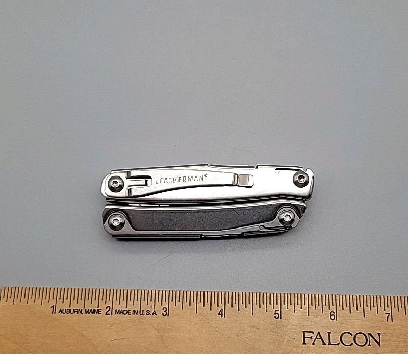 Leatherman Rev Multi-Tool – Pliers, Knife, Screwdrivers, Can Opener, File
