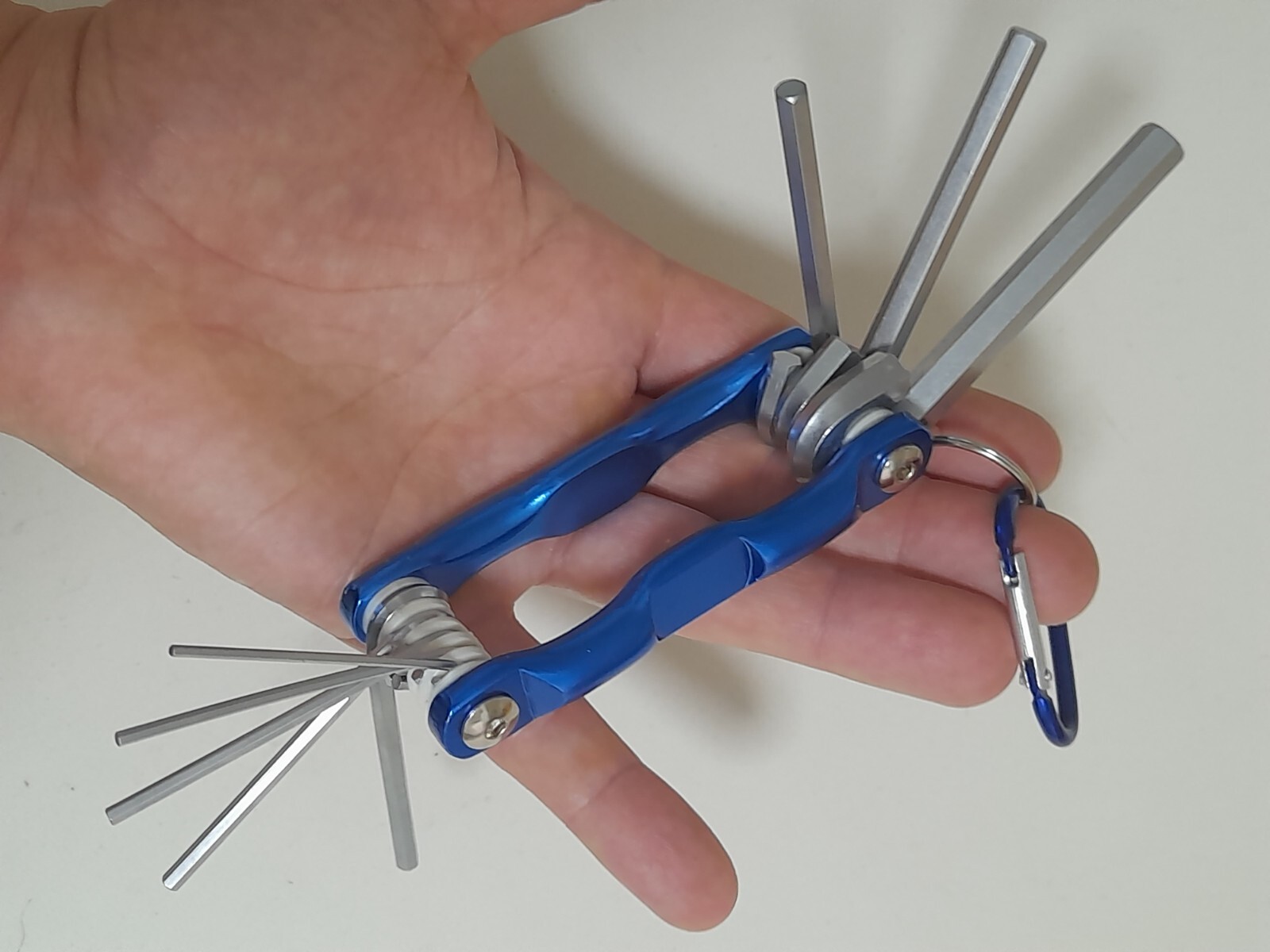 Portable Folding Hex Allen Key Wrench Hexagonal 8PCS with Carabiner Clip