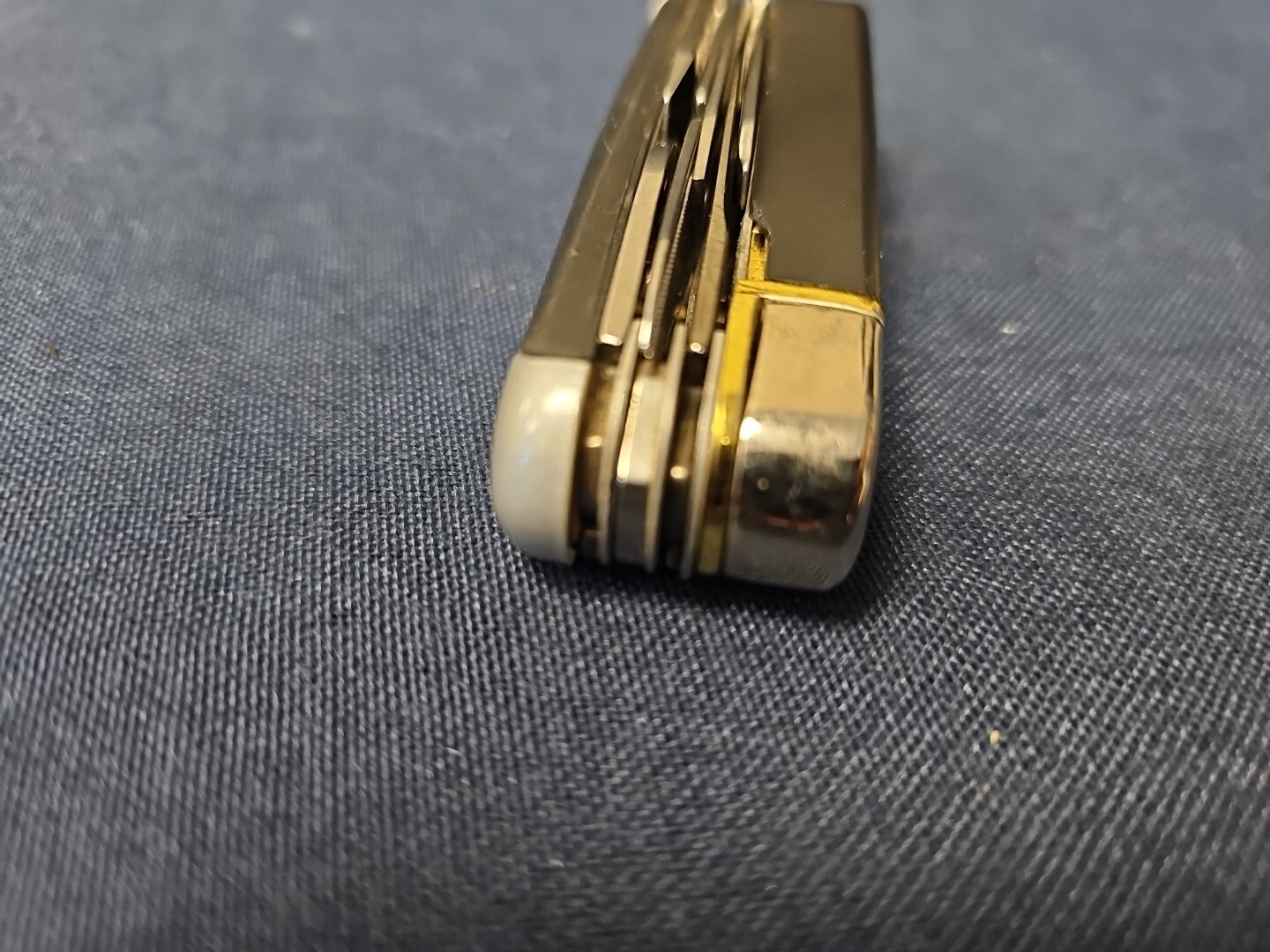 EDDIE BAUER – Pocket Knife Multi Tool – Stainless Steel W/Case