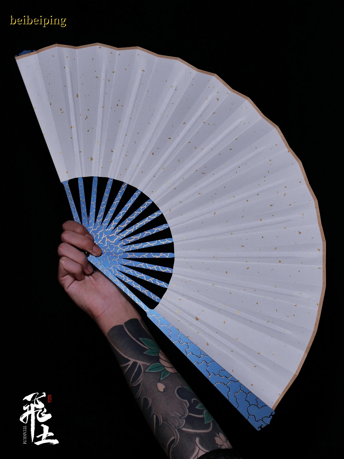 Titanium Alloy TC4 Folding Fan Carved Blue Metal Fan Bone Defense Tai Chi Fan