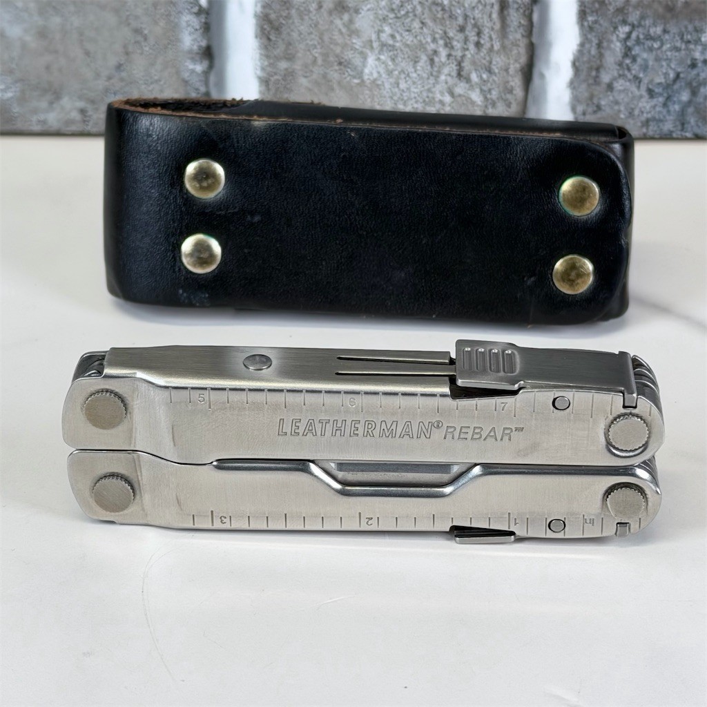 Leatherman Rebar Multi-Tool Silver w/ Black Leather Sheath Locking Tools Vintage