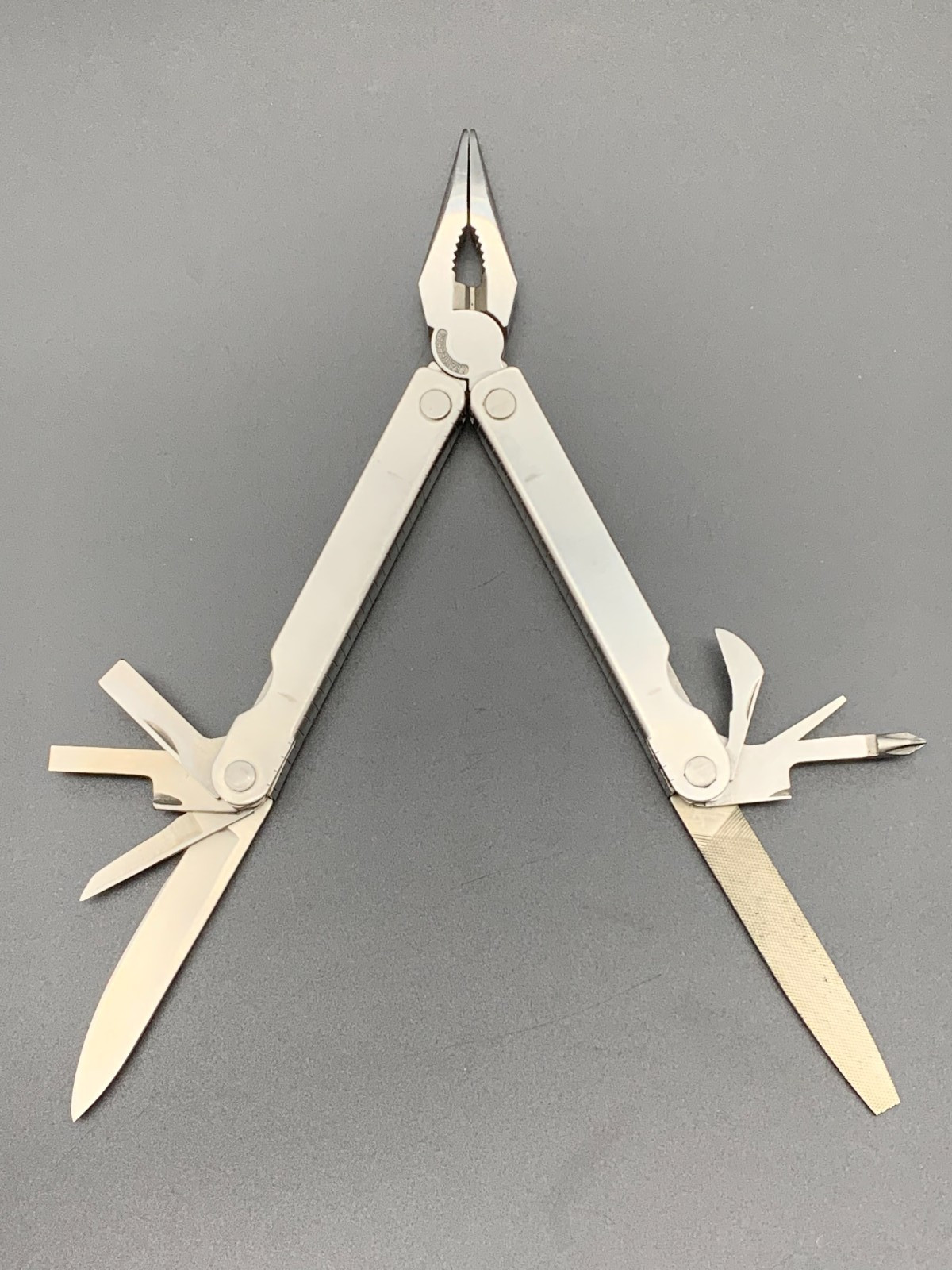 VINTAGE THE ORIGINAL NEW LEATHERMAN MULTI-TOOL