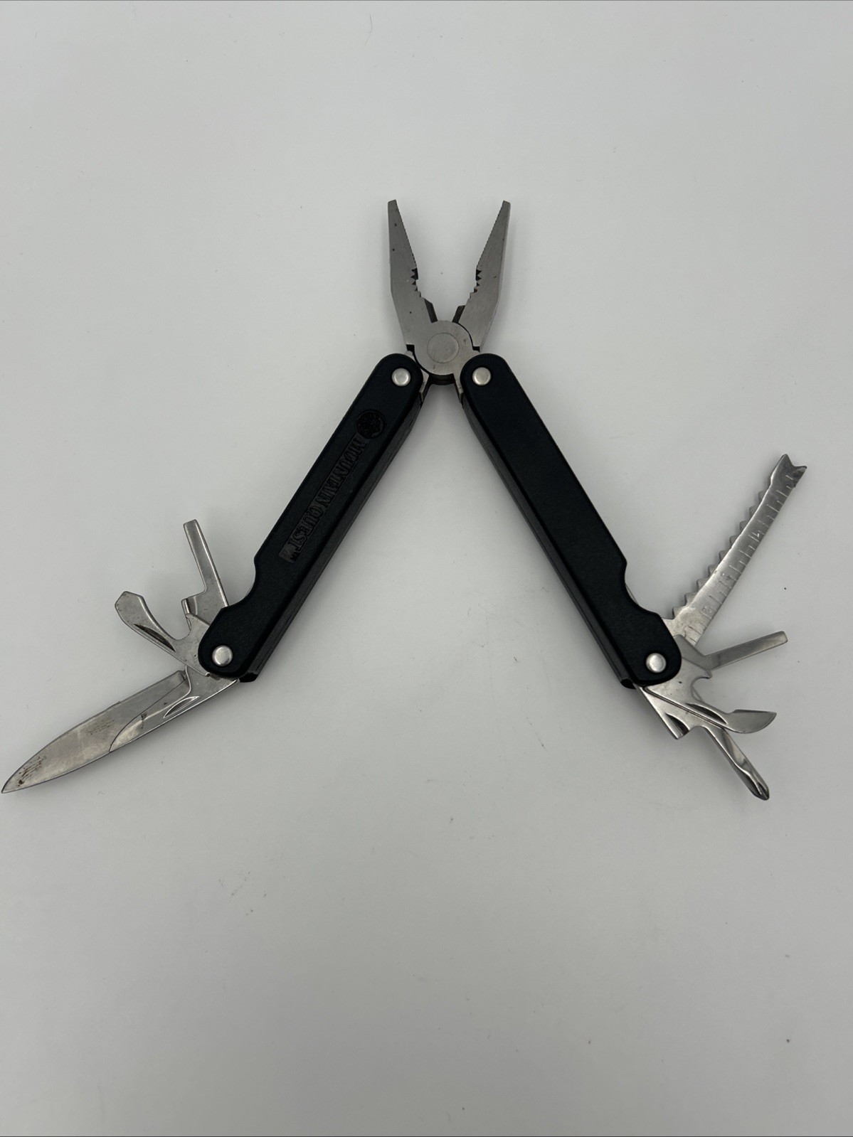 Multi-Tool Multitool Mountain Quest (13-in1) Black w/Sheath Camping NEW OPEN BOX