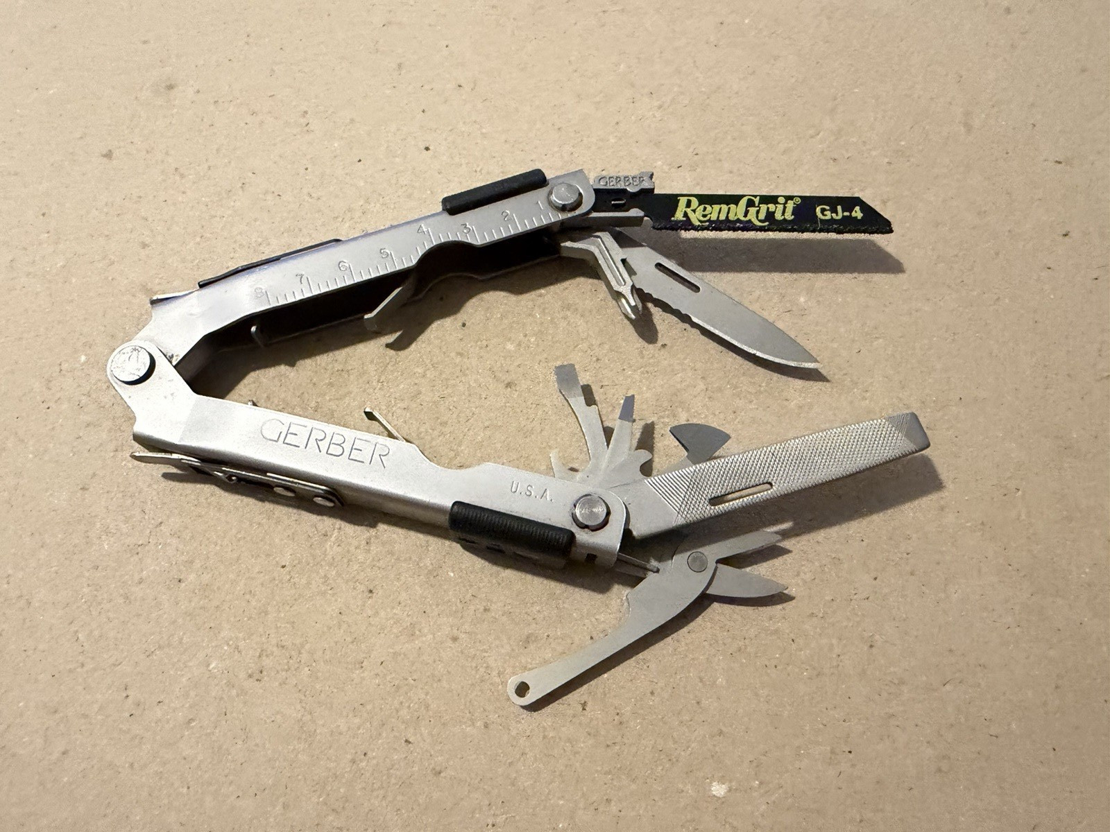 Gerber Evolution MP650 Military Model Multi-Tool Multi-Plier Needle Nose (Read!)