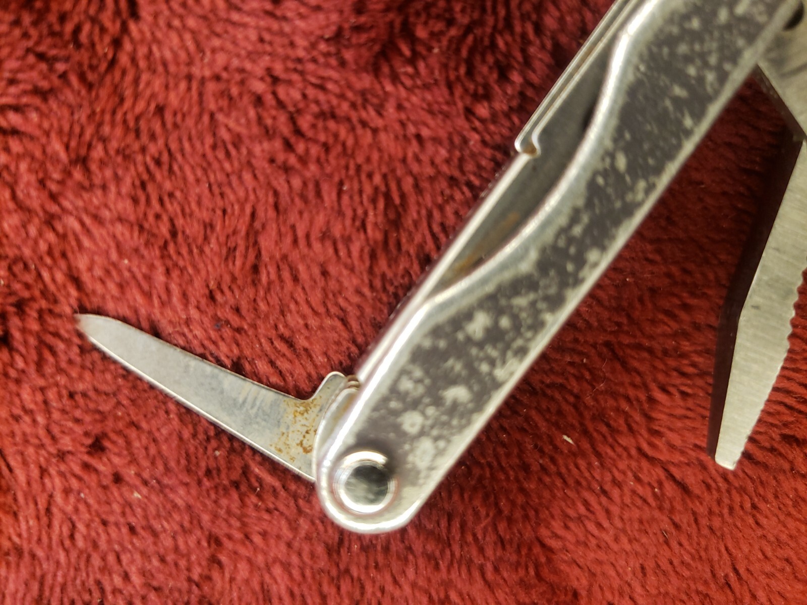 🔪 Leatherman Squirt P4 Multi-Tool Gray Keychain read