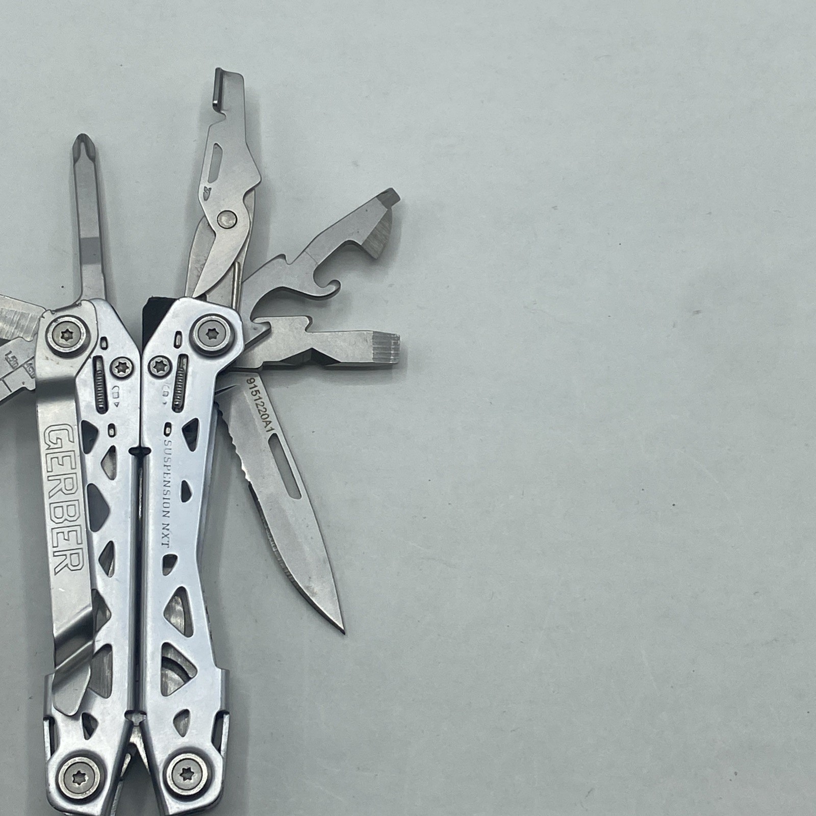 Gerber Suspension NXT & Paraframe I Knife Logo Combo – Silver