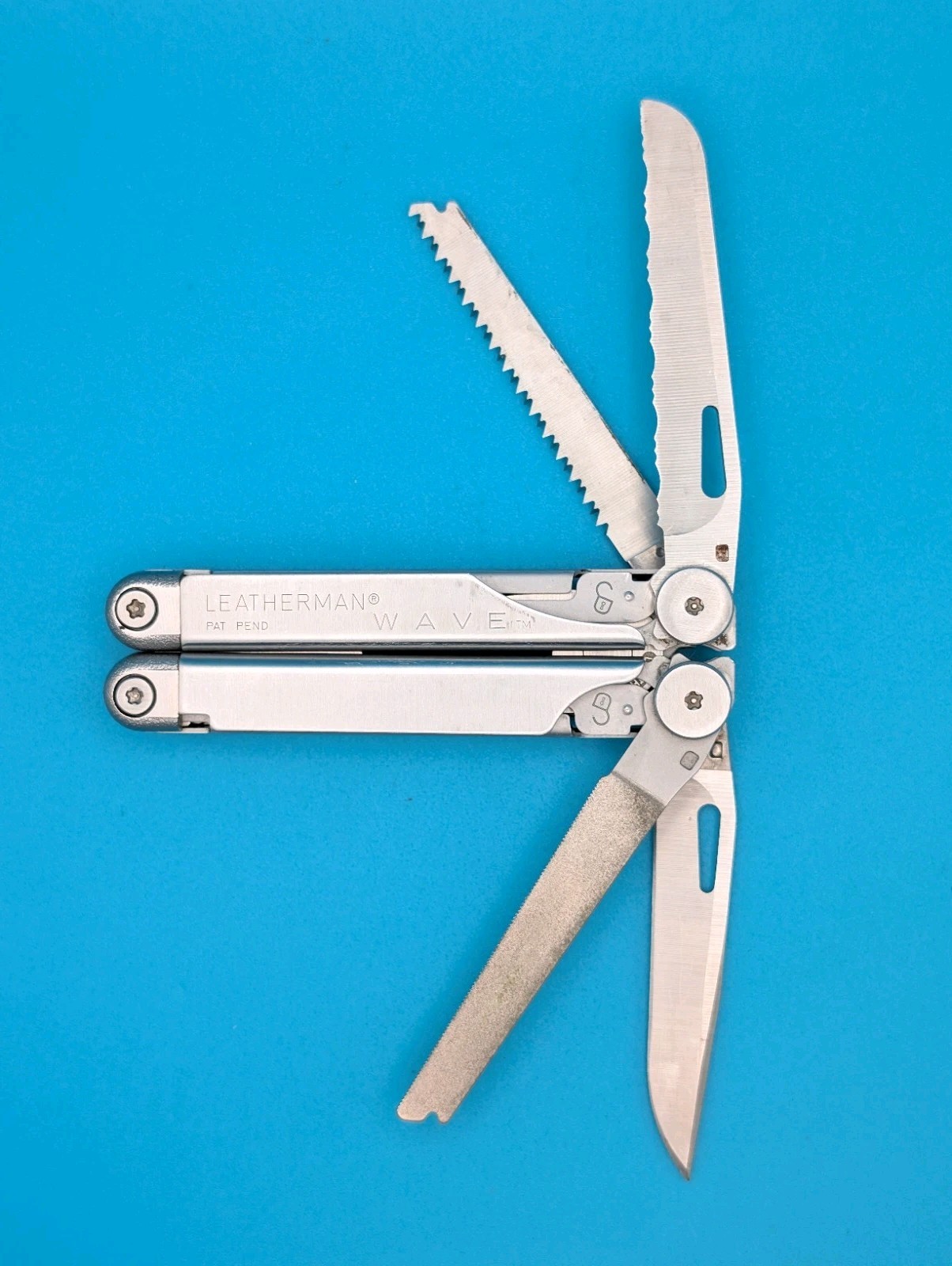 Leatherman Wave Original Vintage Retired, Dated 1100 (NOV, 2000)