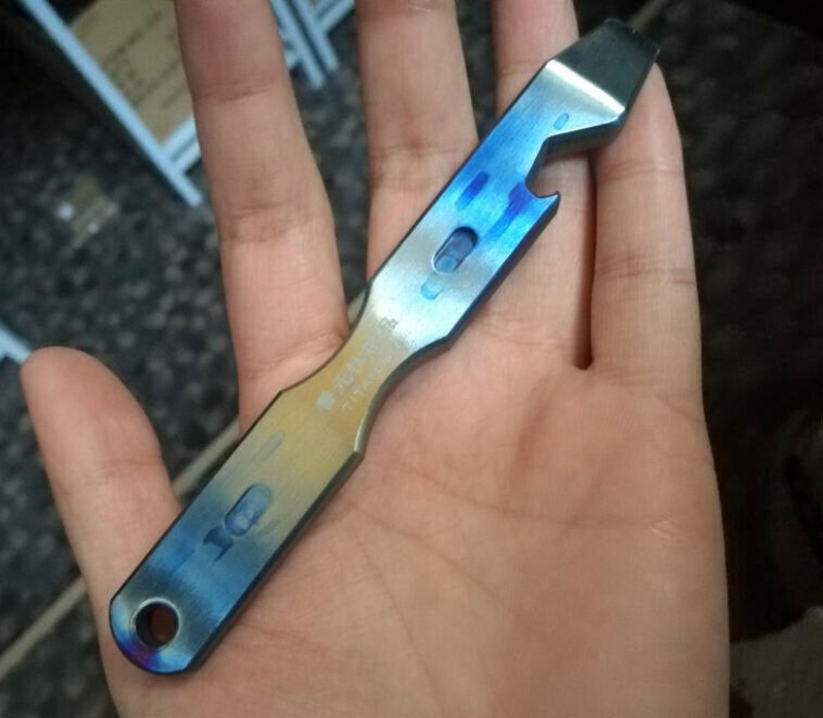 TC4 Titanium Crowbar Pry Bar Underreach Pendant EDC Tool Bottle Opener