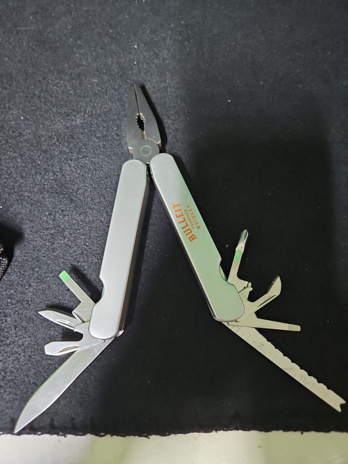Bulleit Frontier Whiskey Branded Multi-Tool – Pliers, Knife, Screwdrivers, Saw –
