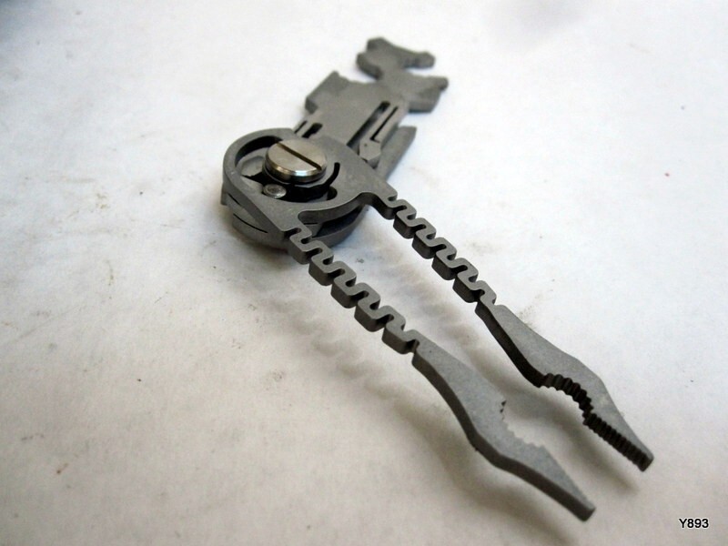 MRF Universal 4.0 TOOL KIT wrench and pliers Natural Titanium 9 tools in 1
