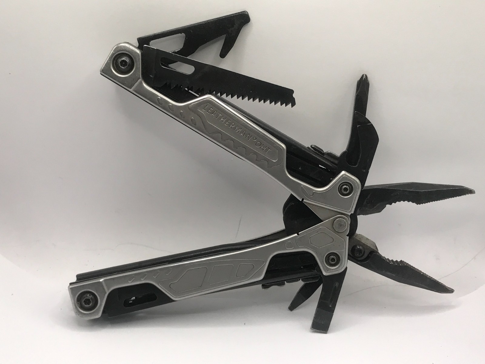 Leatherman OHT Silver RARE hand tool Multitool Discontinued USED