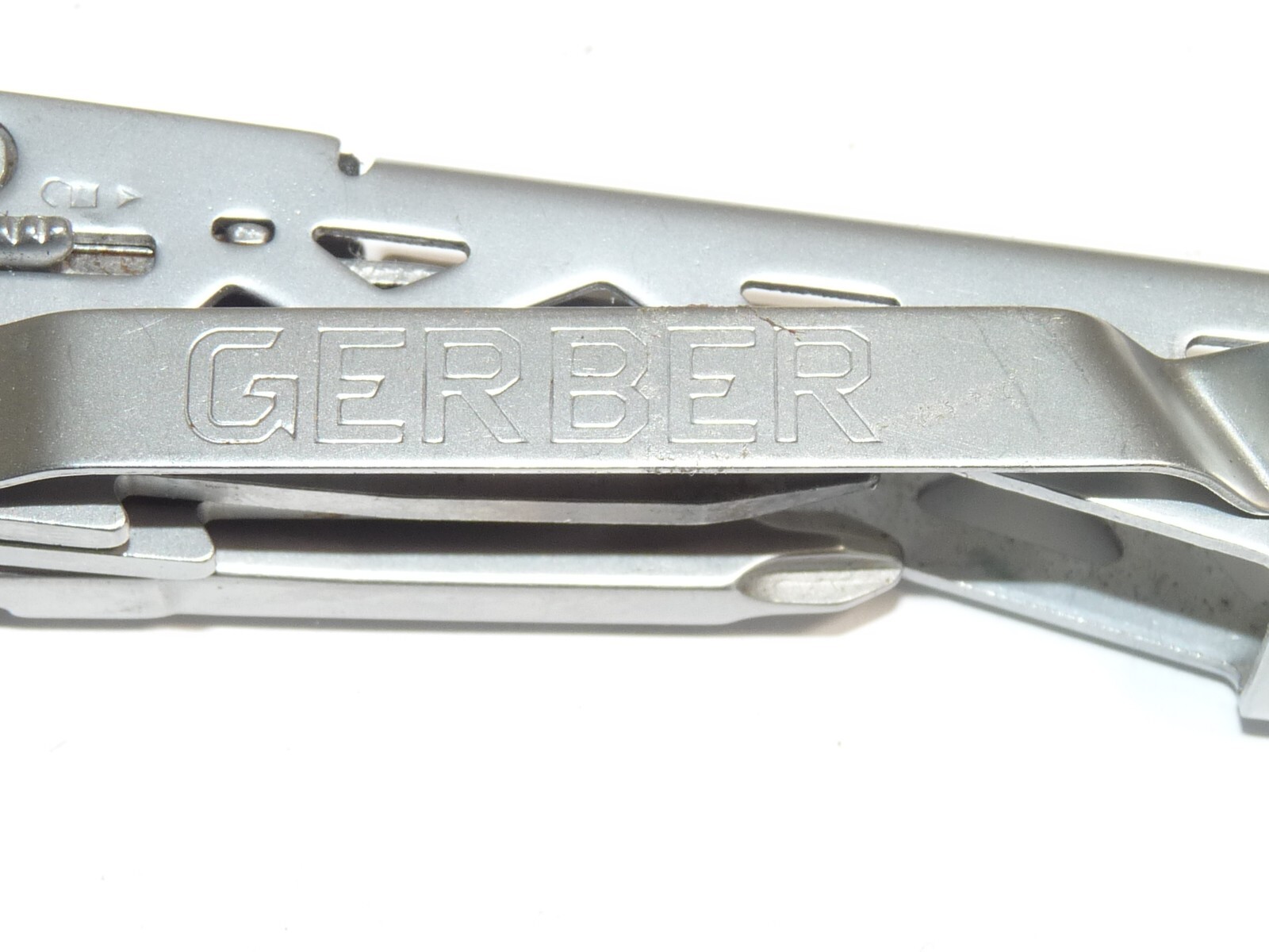 Gerber Suspension-NXT Mutli-Tool w/ 15 Tools