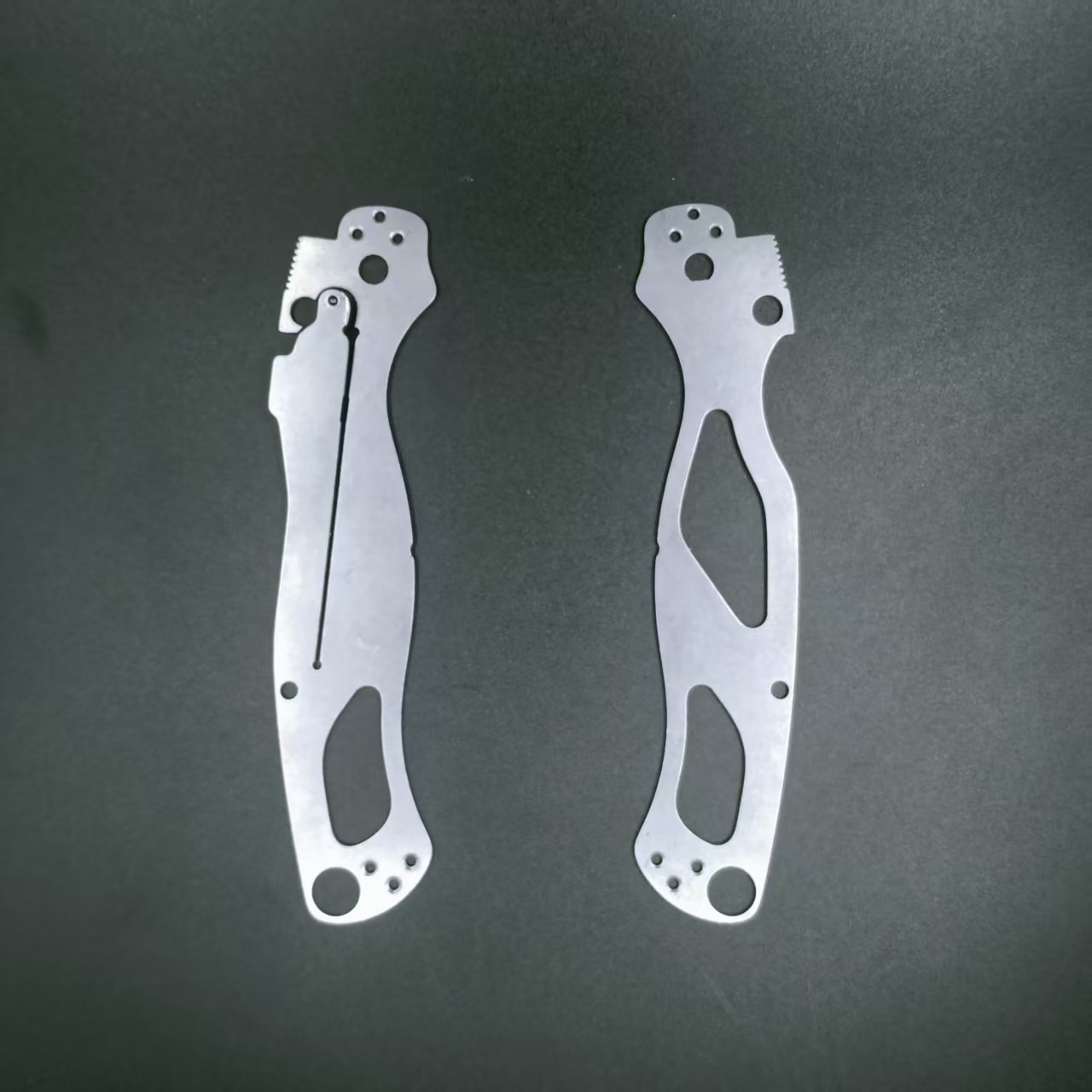 New Silver Weight Reduction Liners Spacer For Spyderco C81 Paramilitary2