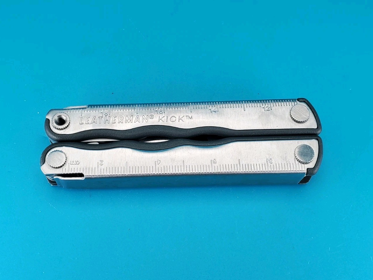 Leatherman Kick Multi-Tool, Knife, Pliers, Retired, Collectible! NODAL EXCHANGE