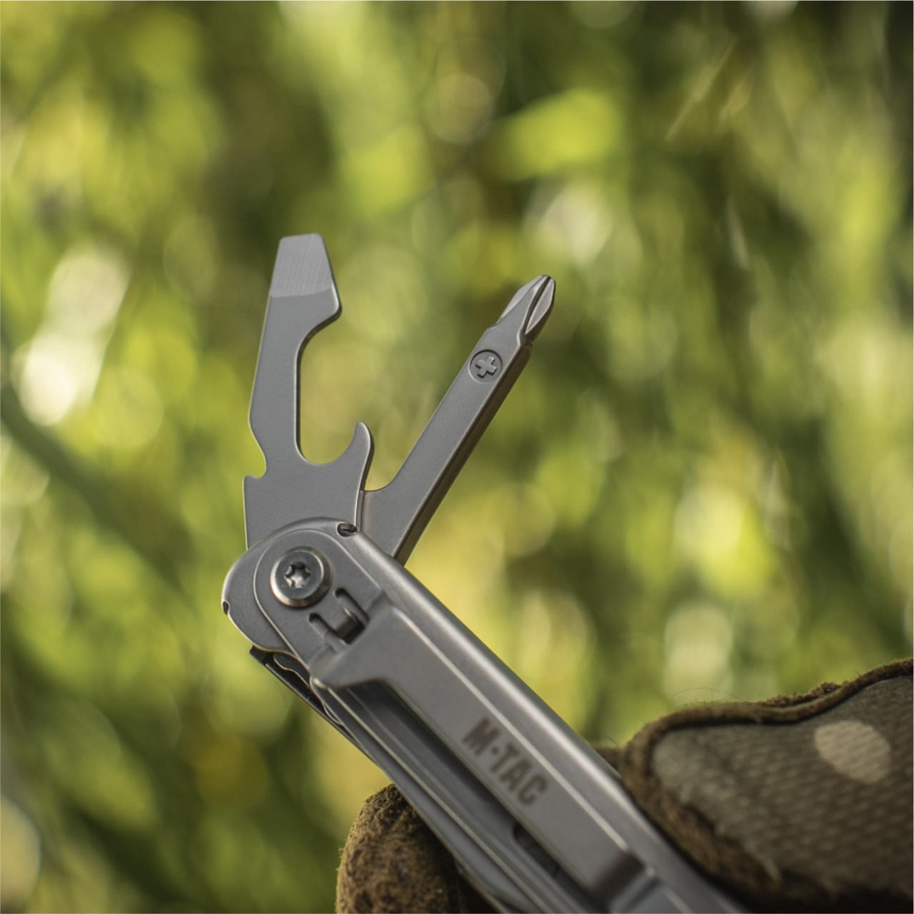 Folding Multitool Knife 5-in-1 EDC Glass Breaker Pocket Tool