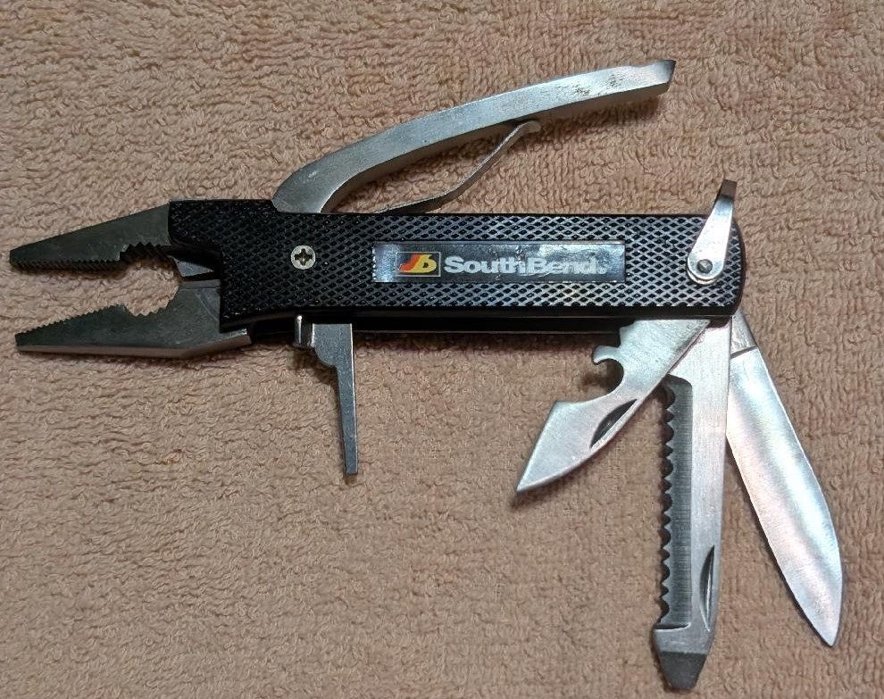 South Bend Multi-Tool w/nylon belt pouch