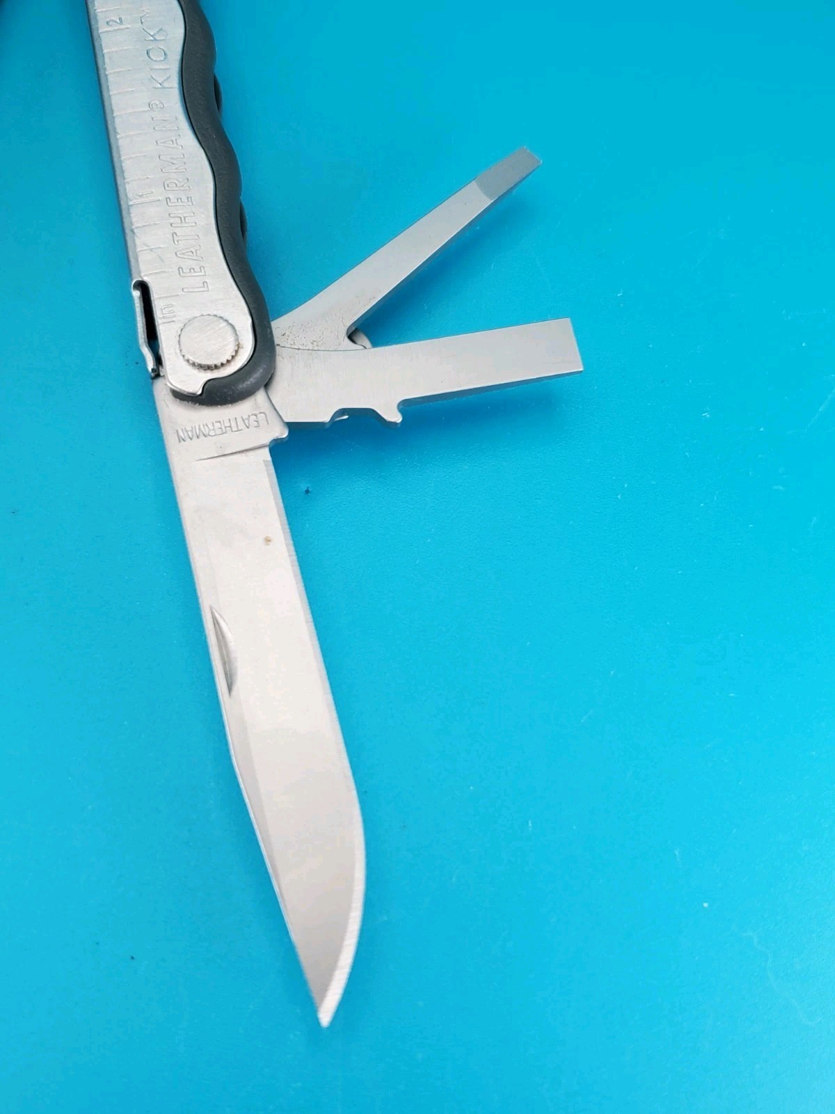 Leatherman Kick Multi-Tool, Knife, Pliers, Retired, Collectible! NODAL EXCHANGE