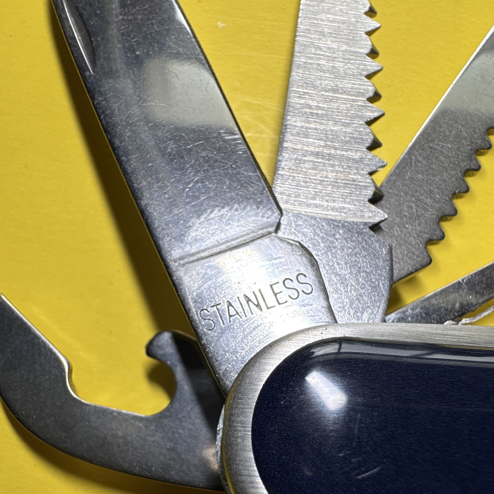 NRA Don’t Tread On Me Stainless Steel Blue Multi-Tool 7 Tools Knife Scissors Saw