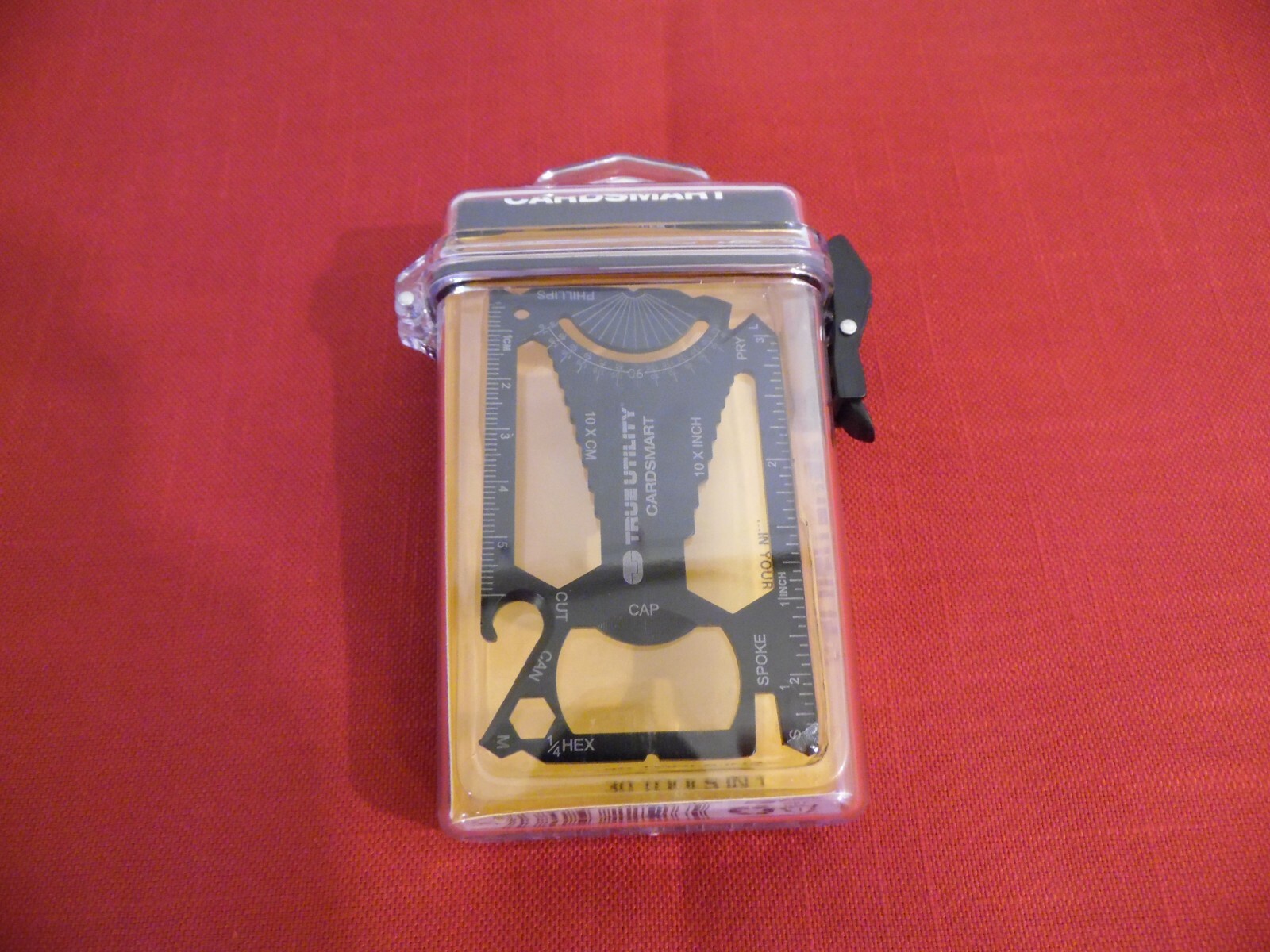 True Utility TU207 CardSmart wallet sized EDC pocket small light multi tool