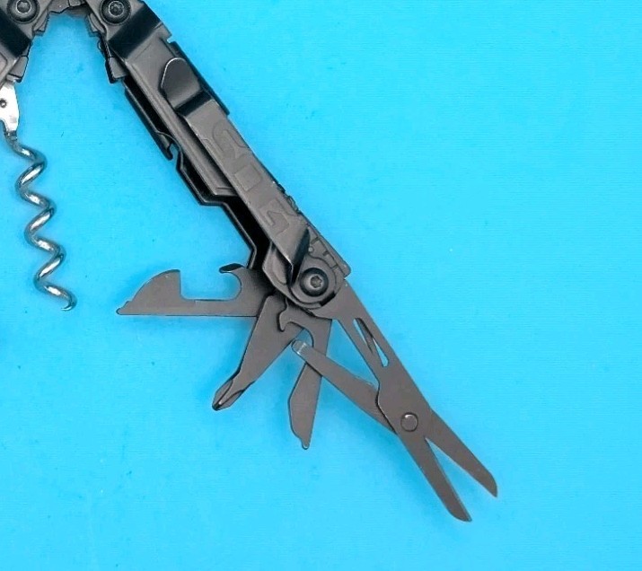 SOG Powerlitre Screwdriver Corkscrew Needlenose Pliers Knife Multi Tool! Black!