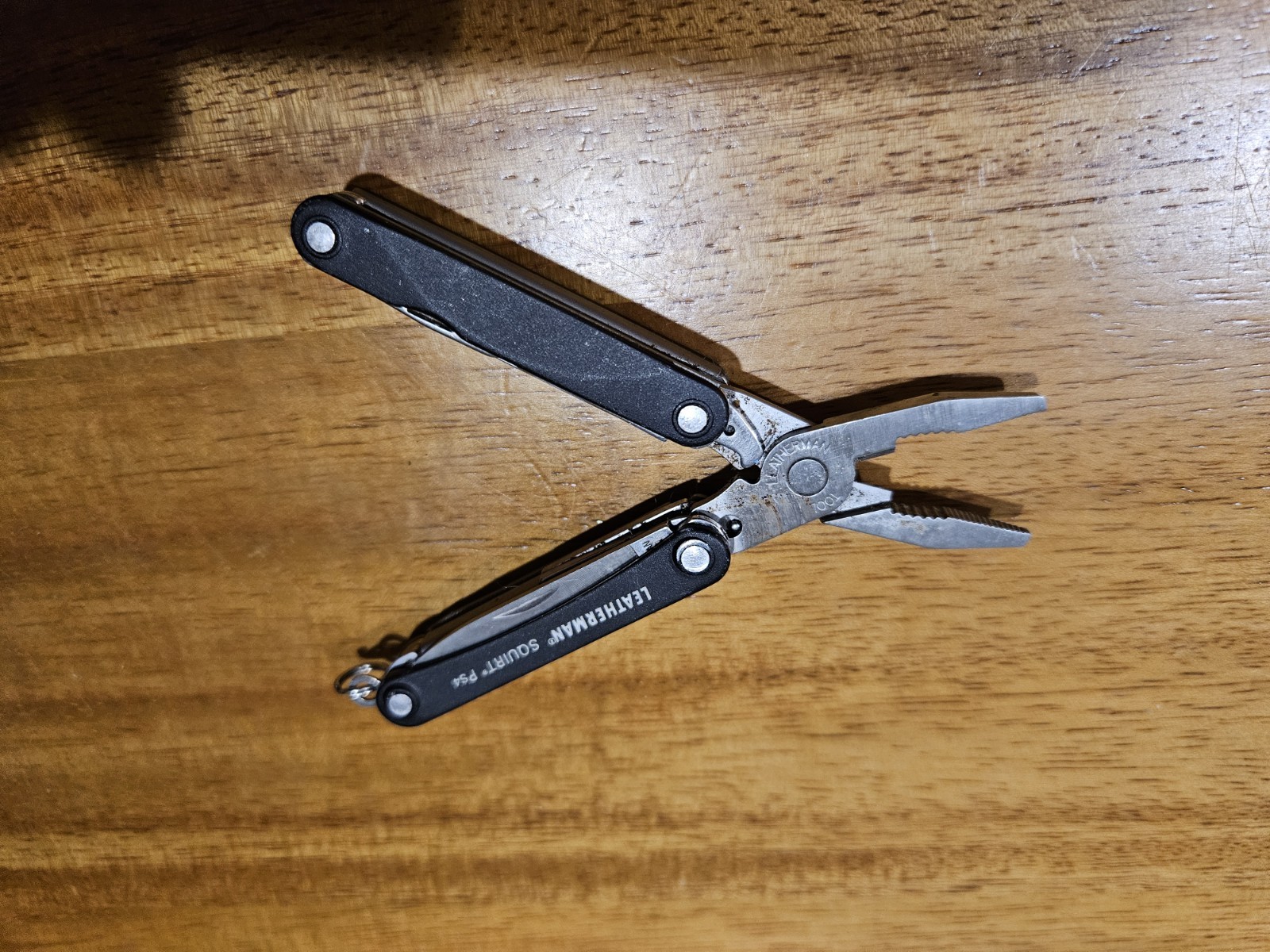 Leatherman Squirt Ps4 Black With Initials Carved In The Handle