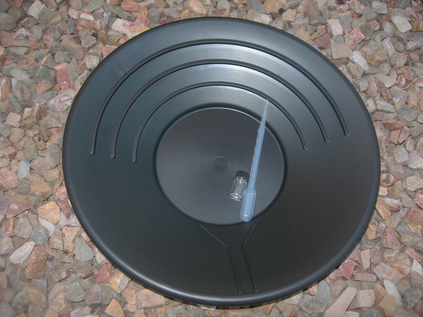 Gold Pan Panning 14″ High Impact Plastic BLACK Prospecting + FREE SNUFFER & VIAL