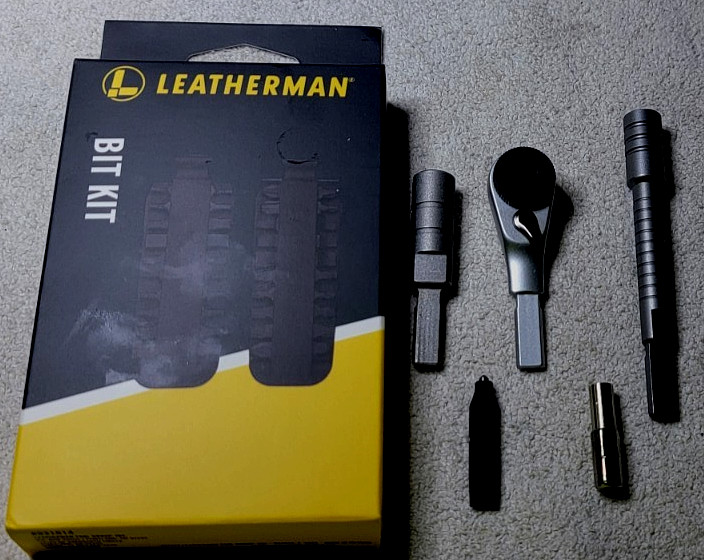 Leatherman MUT Curl ARC Wave Signal Skeletool Surge 26 pc kit