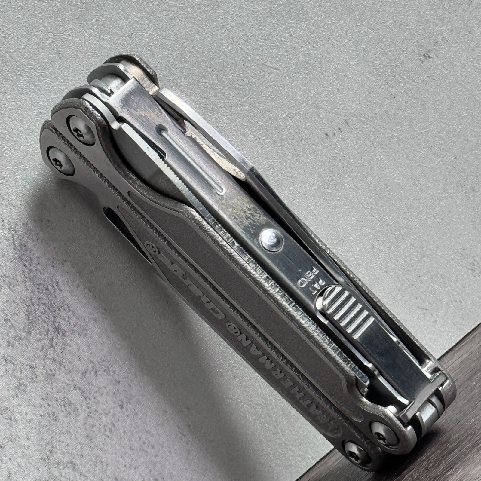 Leatherman Charge Ti Multitool early PAT PEND, early bits