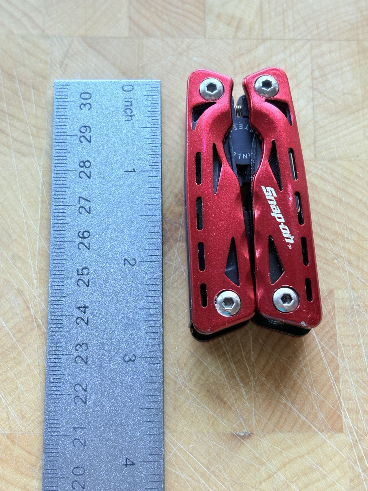 SNAP-ON Multi Tool Black Stainless Steel Red Handle Easy Grip 9-in-1 NICE !!