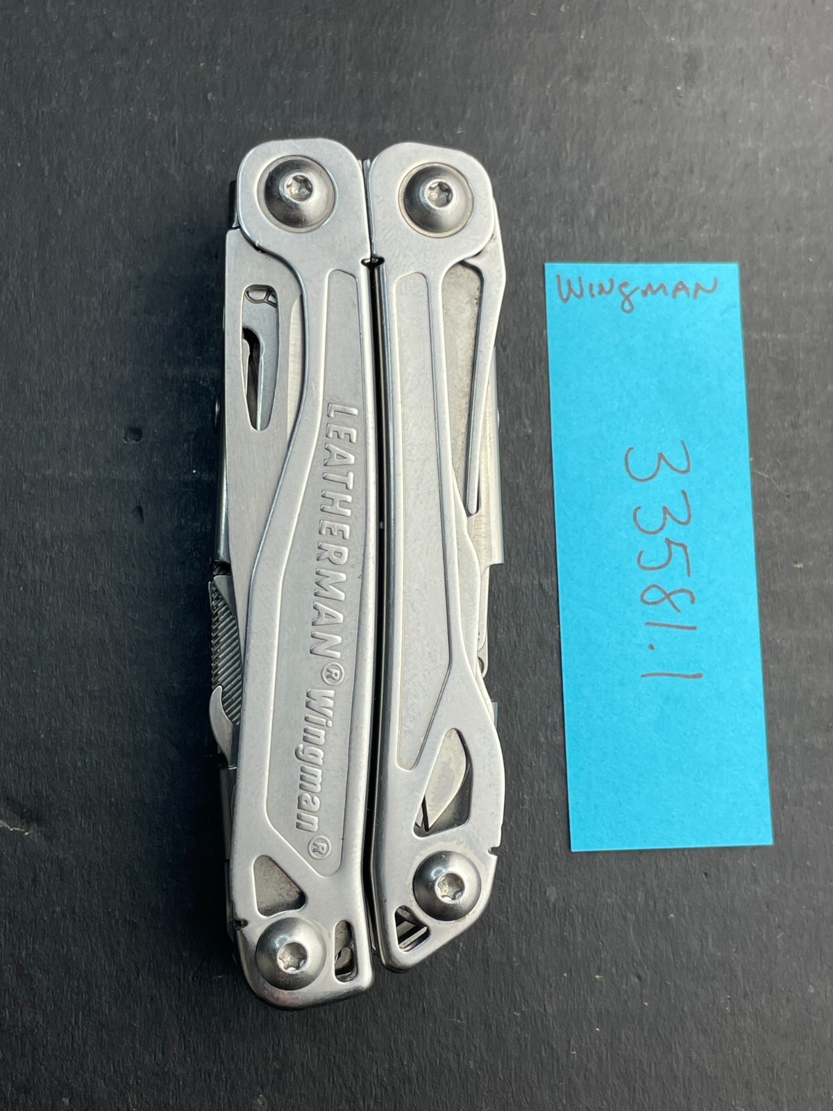 Leatherman Wingman Multitool with 14 tools Needle Nose pliers, wire cutter, etc.